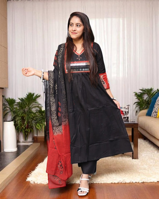 SDA0107 Designer Black Color Cotton Gamthi Work 3 Pcs Set