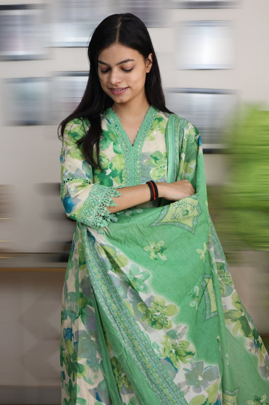 ISHI 798 Beautiful Green Color Cotton Pakistani Style Straight 3 Pcs Suit