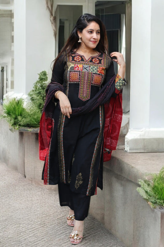 SCA001 Designer Black Color Cotton Gamthi Work 3 Pcs Set