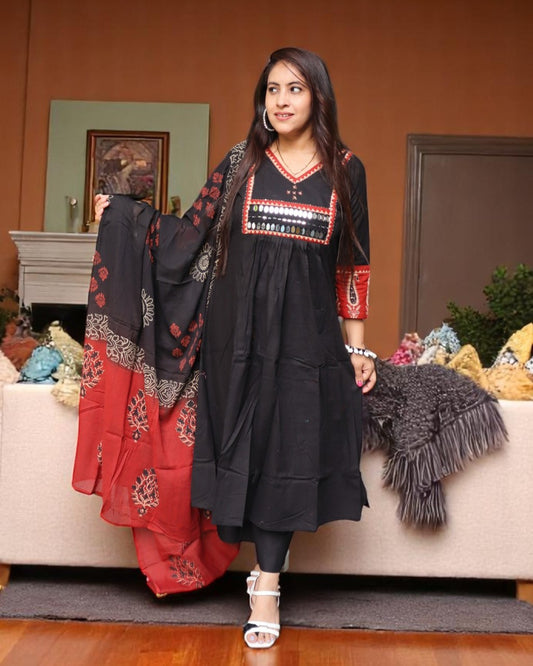 SDA0107 Designer Black Color Cotton Gamthi Work 3 Pcs Set